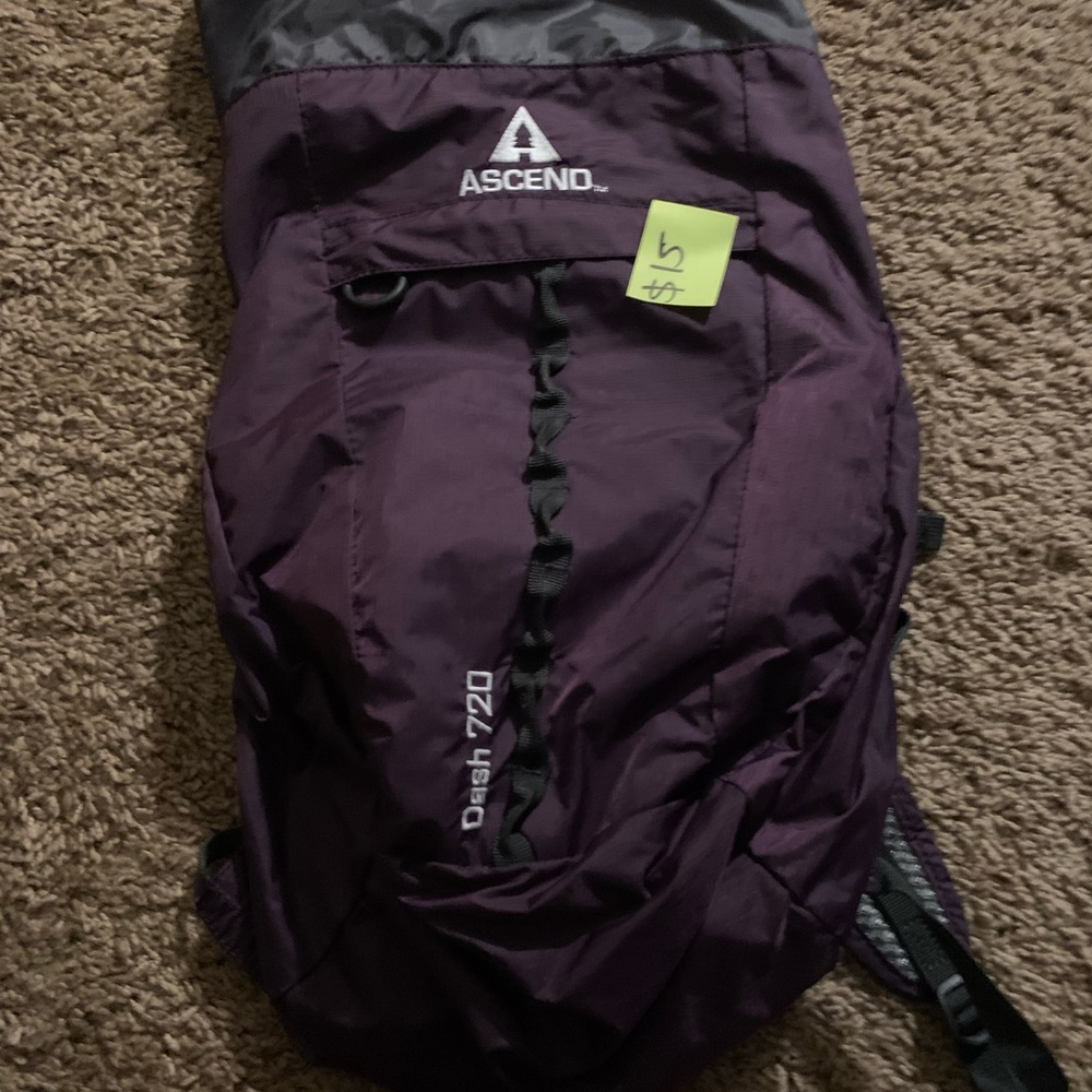 ASCEND BRAND HIKING BAG